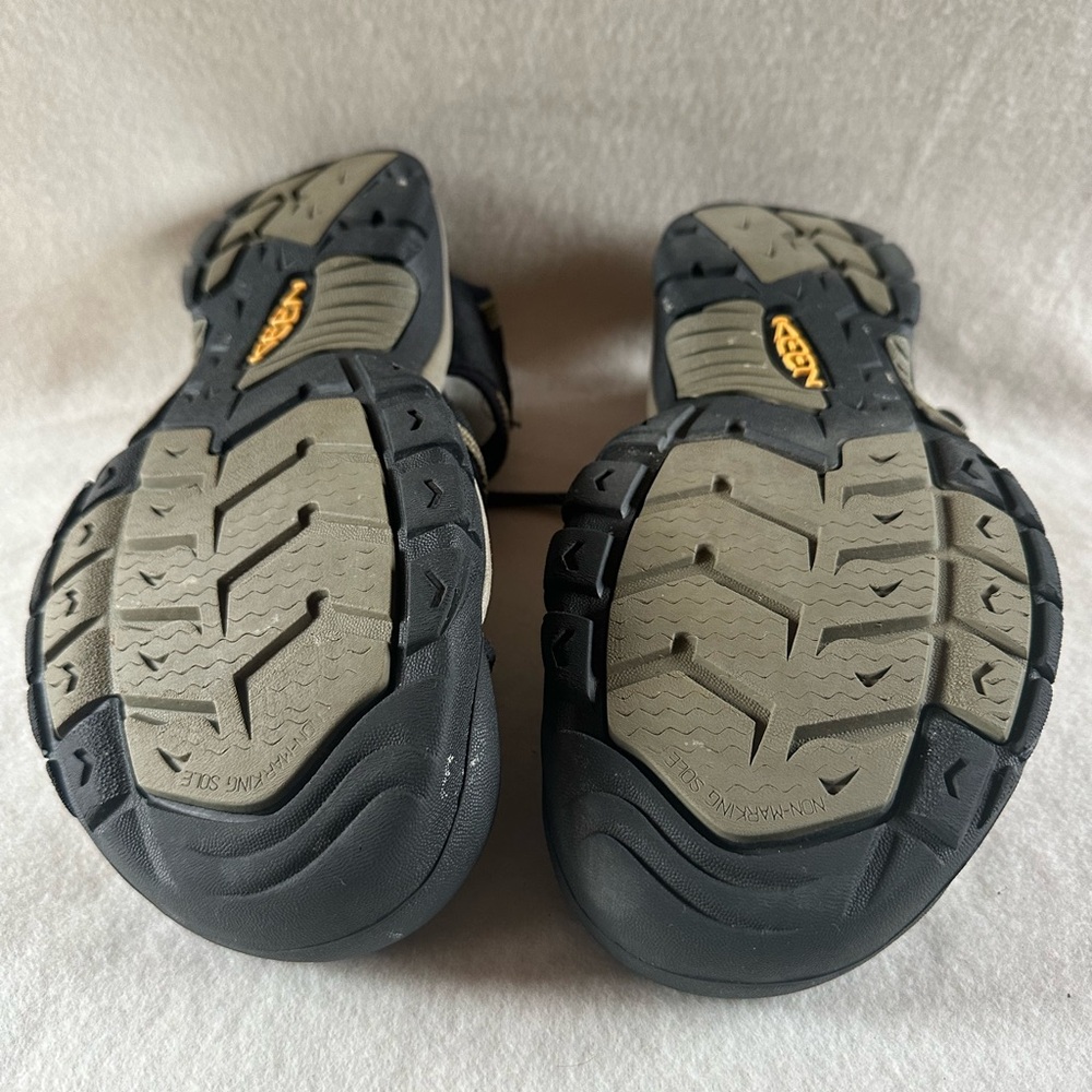 Keen Men’s Newport H2 Black/Stone Grey Sandals Size 12 - Picture 8 of 14
